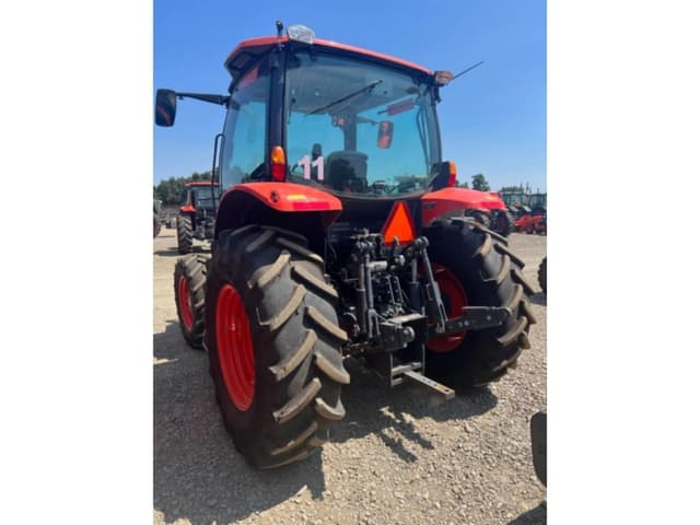 Image of Kubota M6-111 equipment image 2