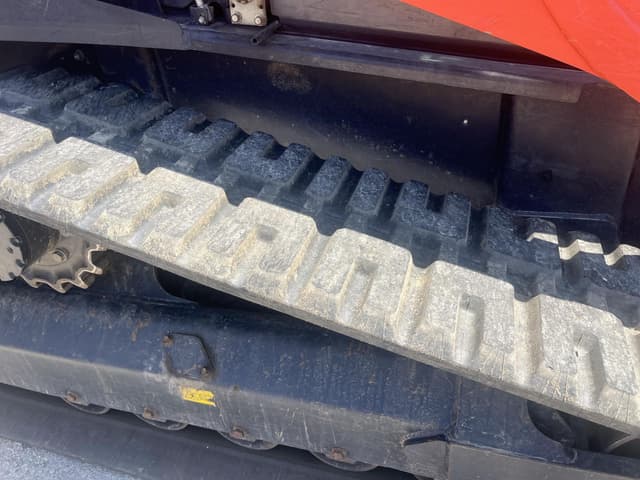 Image of Kubota SVL97-2 equipment image 4