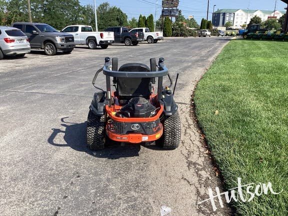 Image of Kubota Z422KW equipment image 4