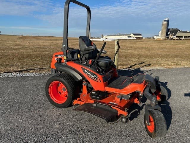 Image of Kubota ZD1211L-3-72 equipment image 4