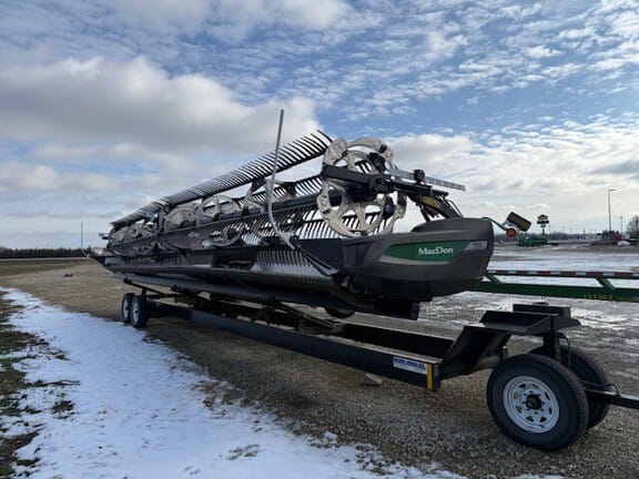 2022 MacDon FD240 Equipment Image0