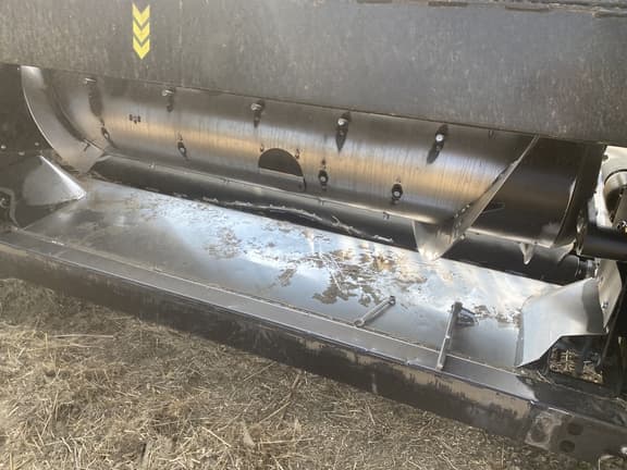 Image of MacDon FD250 equipment image 3