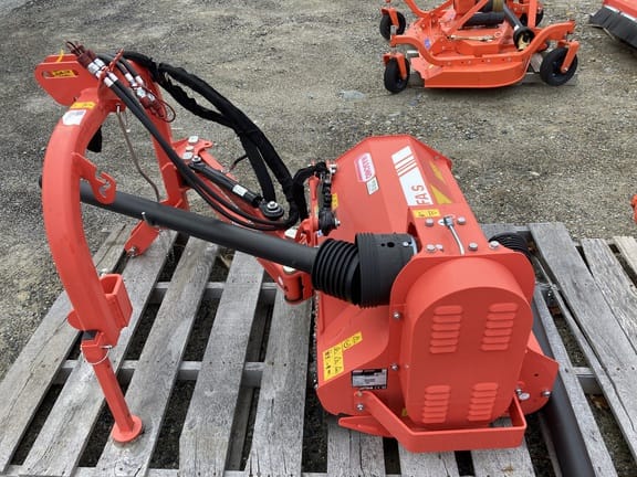 2022 Maschio Giraffa S 120 Equipment Image0