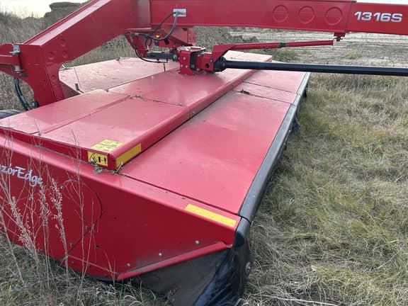 Image of Massey Ferguson 1316S equipment image 4
