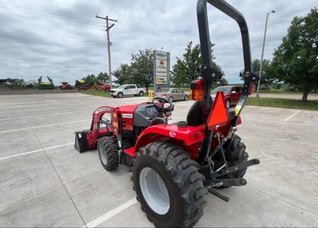 Image of Massey Ferguson 1835E equipment image 2