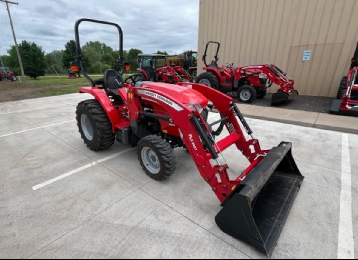 2022 Massey Ferguson 1835E Equipment Image0