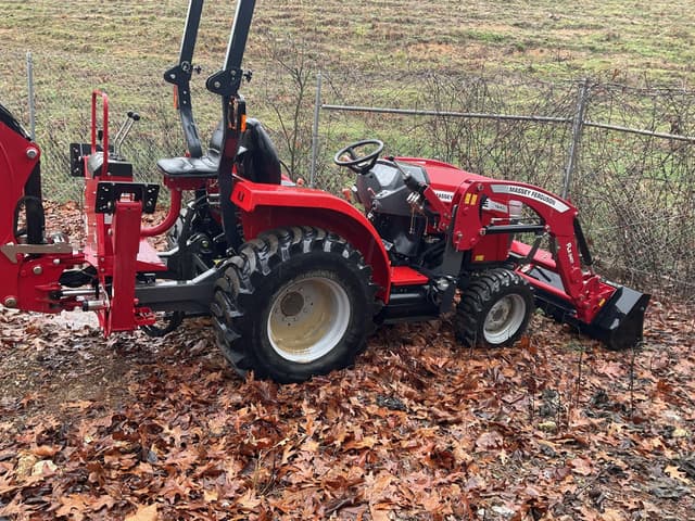 Image of Massey Ferguson 1840E equipment image 2