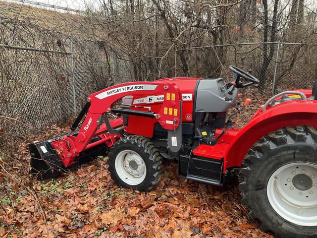 Image of Massey Ferguson 1840E equipment image 1