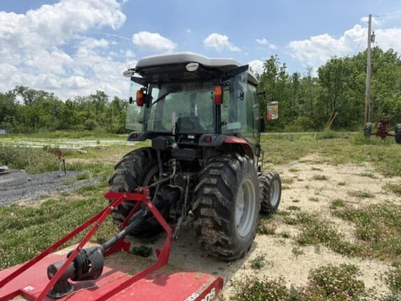 Image of Massey Ferguson 1840M equipment image 2