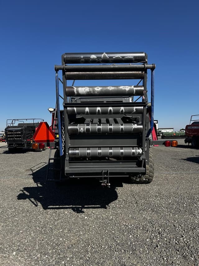 Image of Massey Ferguson 2270XD equipment image 4