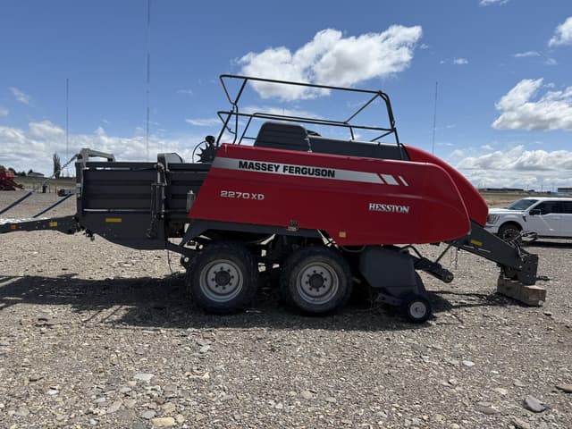 Image of Massey Ferguson 2270XD equipment image 4