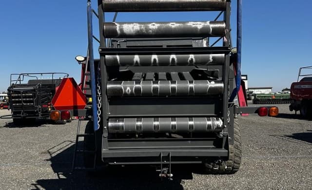 Image of Massey Ferguson 2270XD equipment image 4