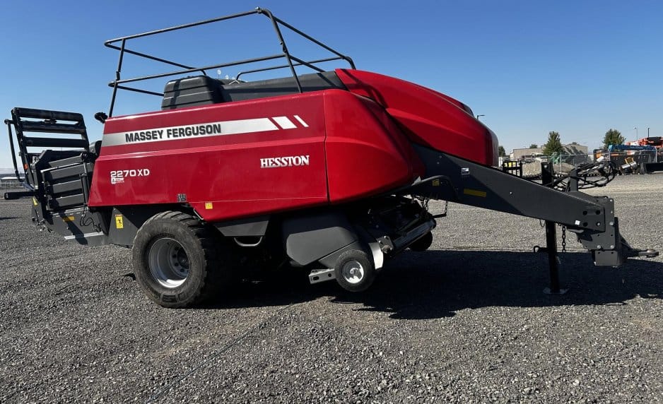 Massey Ferguson 2270XD Equipment Image0