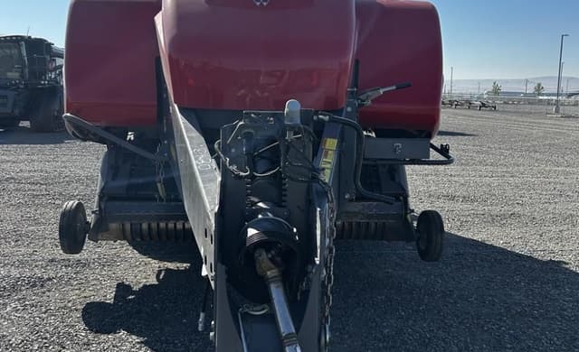 Image of Massey Ferguson 2270XD equipment image 2