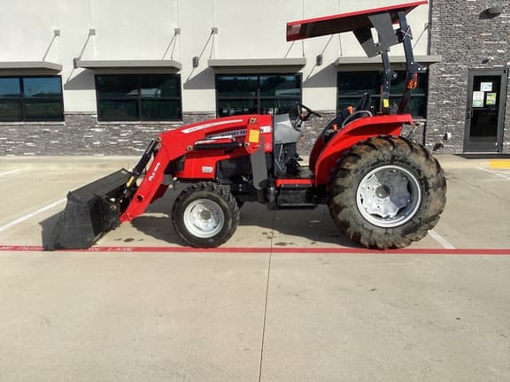 Image of Massey Ferguson 2850E Primary image