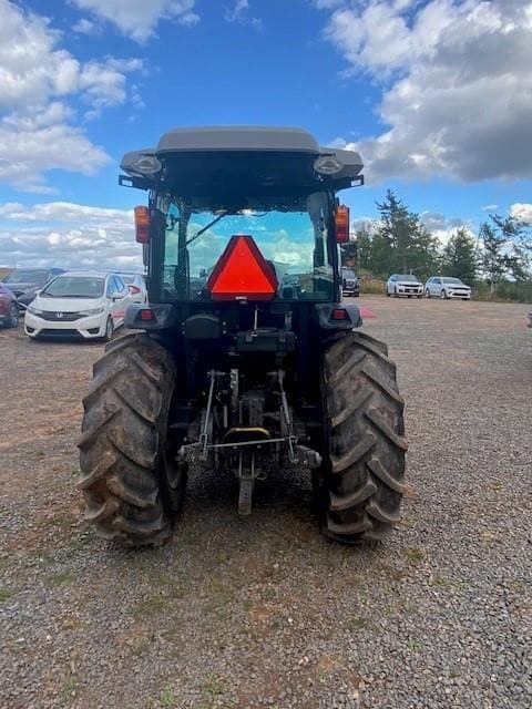 Image of Massey Ferguson 2850M equipment image 3