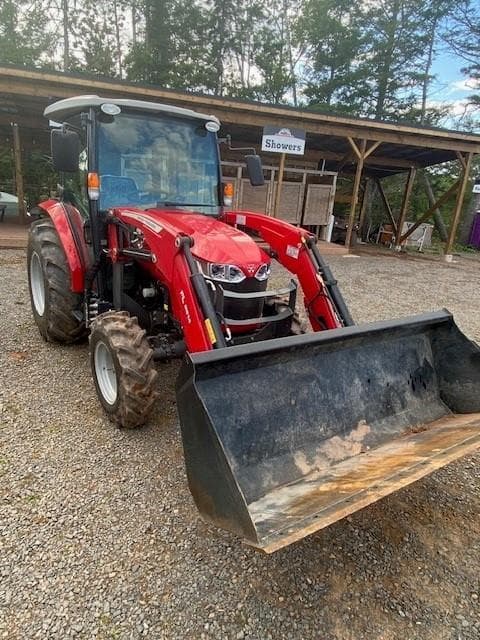 Image of Massey Ferguson 2850M equipment image 2