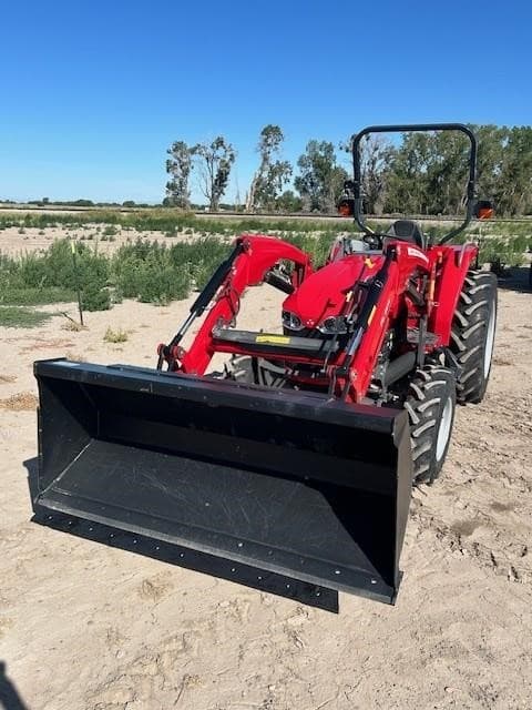 Image of Massey Ferguson 2850M equipment image 2