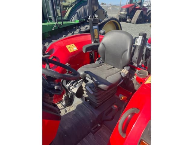 Image of Massey Ferguson 4709 equipment image 4