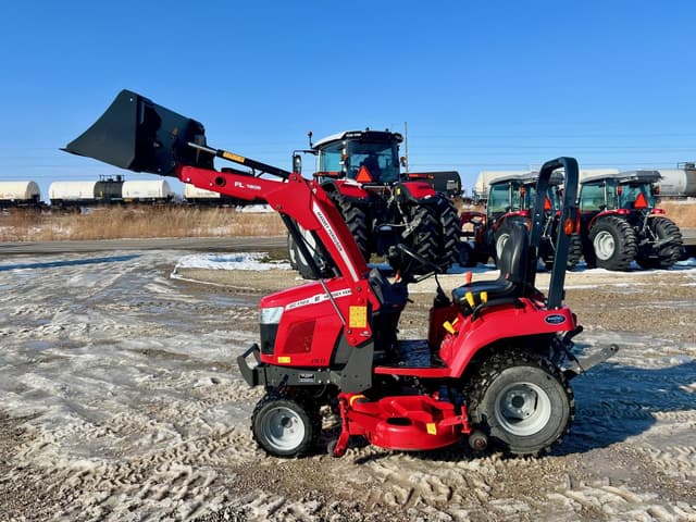 Image of Massey Ferguson GC1723E equipment image 1