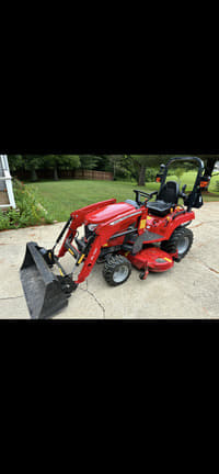 Image of Massey Ferguson GC1725M equipment image 2