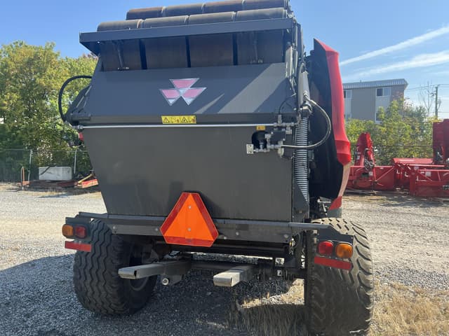 Image of Massey Ferguson RB4160V equipment image 3