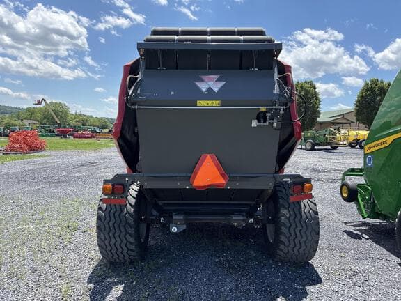 Image of Massey Ferguson RB4160V equipment image 2