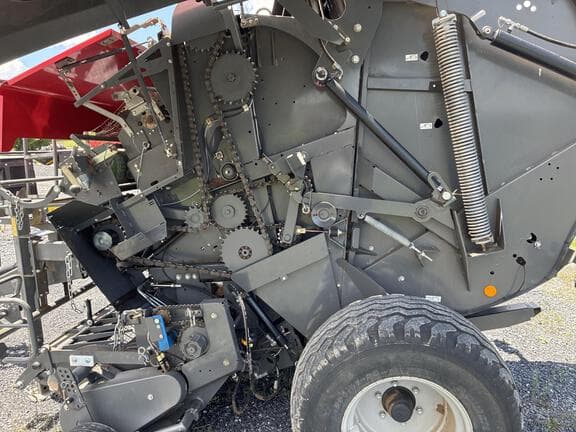 Image of Massey Ferguson RB4160V equipment image 4