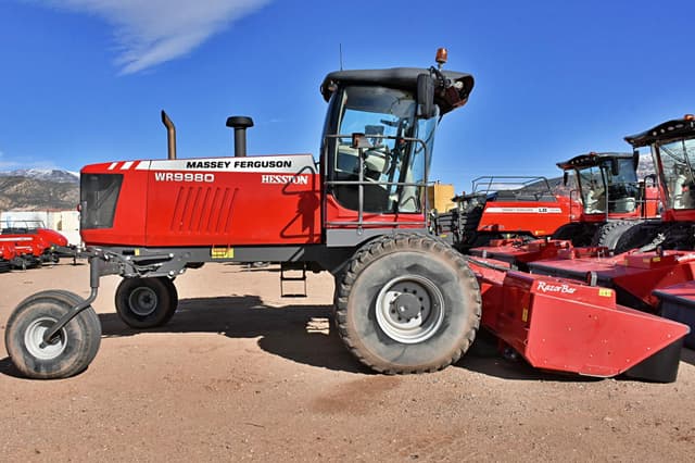 Image of Massey Ferguson WR9980 equipment image 1