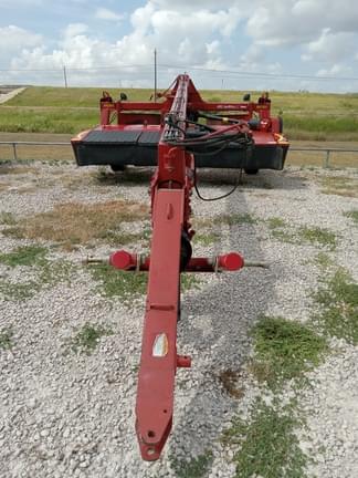 Image of New Holland 313 equipment image 4