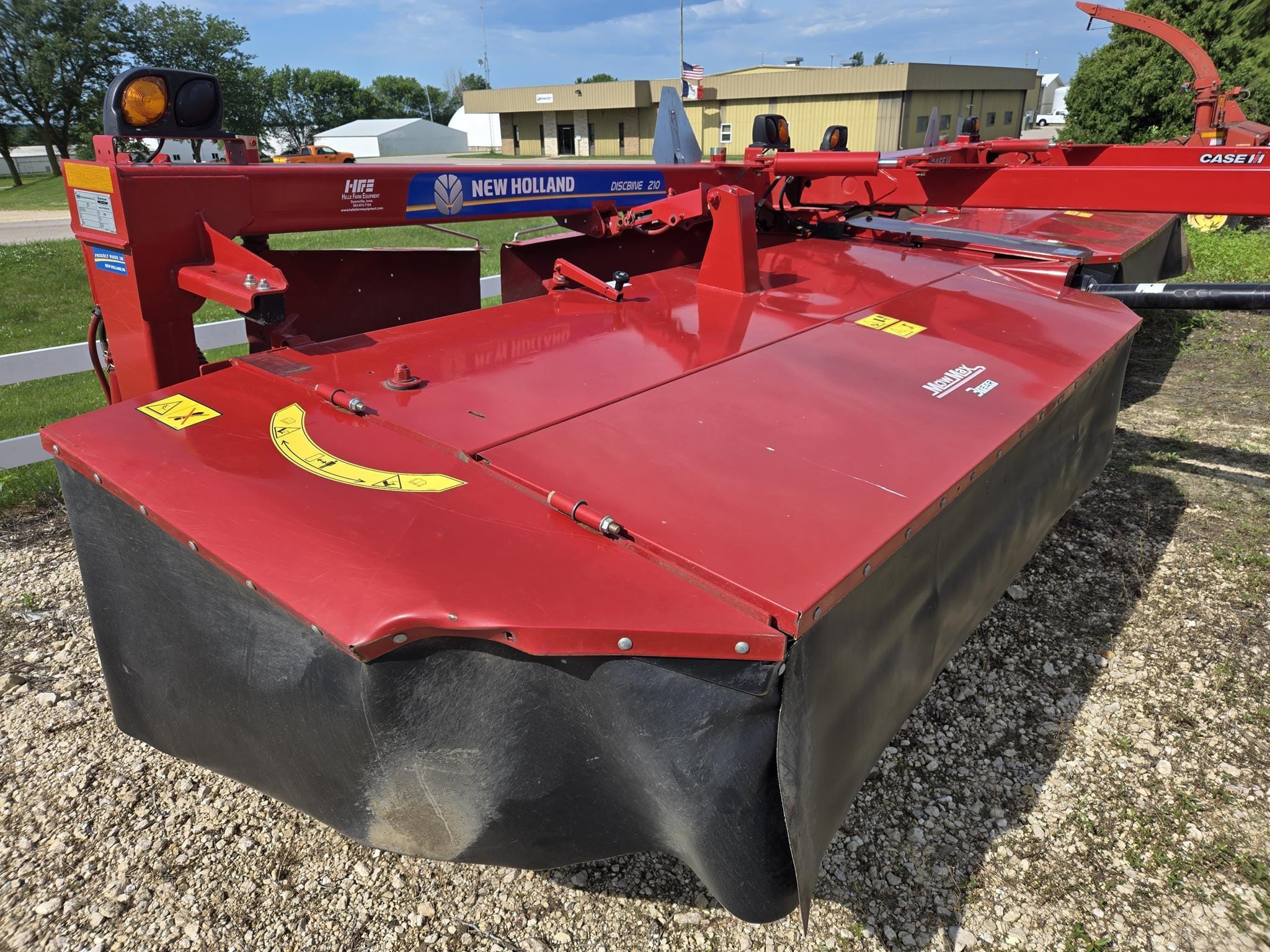 2022 New Holland Discbine 210 Equipment Image0