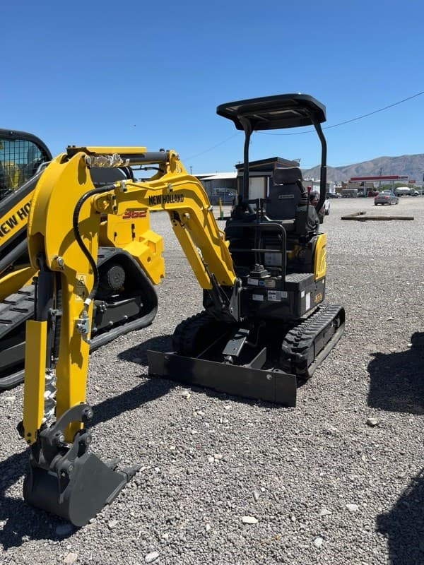 Image of New Holland E17C Primary Image