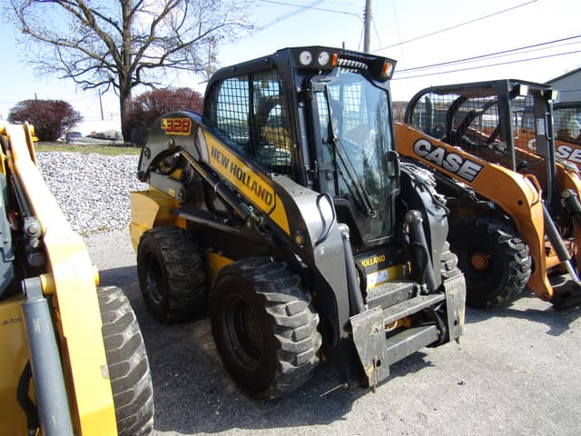 Image of New Holland L328 equipment image 2