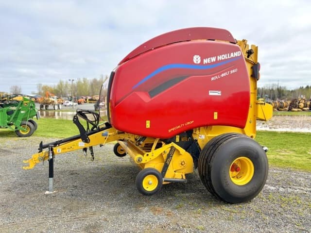 Image of New Holland RB560 equipment image 2
