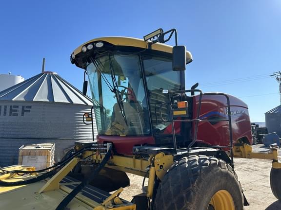 Image of New Holland Speedrower 260 equipment image 2