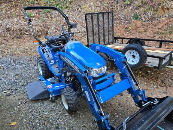 Image of New Holland Workmaster 25 equipment image 4