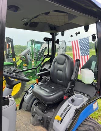 Image of New Holland Workmaster 25S equipment image 4