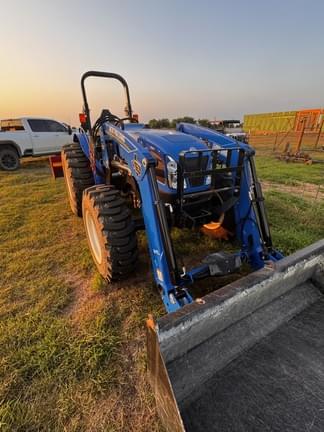 Image of New Holland Workmaster 50 equipment image 2
