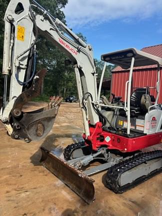 Image of Takeuchi TB225 Primary image