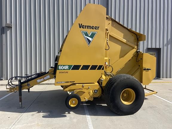 Image of Vermeer 604R Signature Primary image