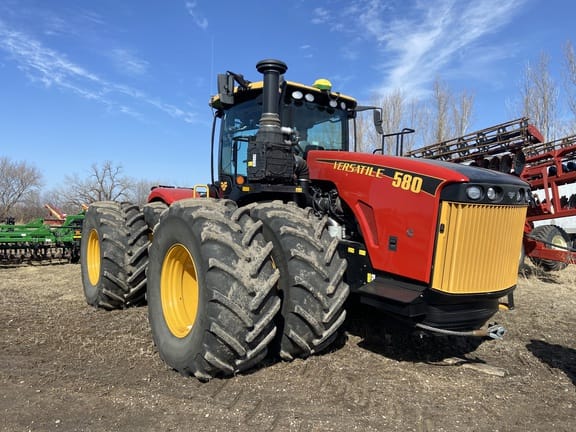 2022 Versatile 580 Equipment Image0