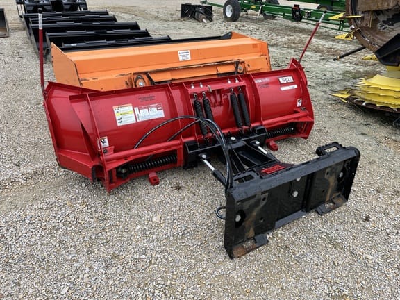 2022 Western Prodigy Equipment Image0