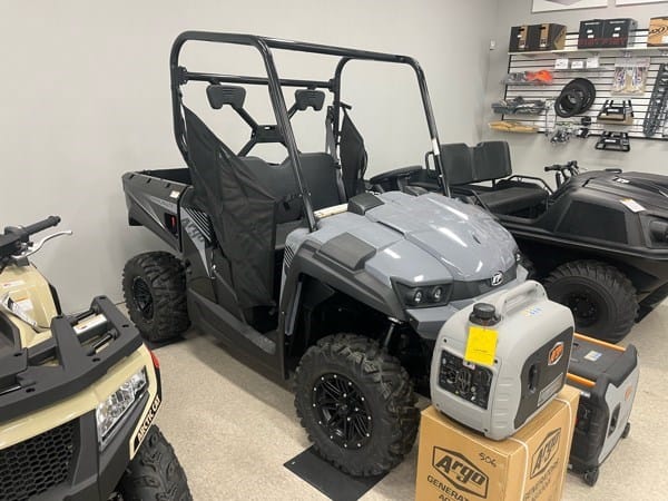 2023 Argo Magnum XF500 LE Equipment Image0