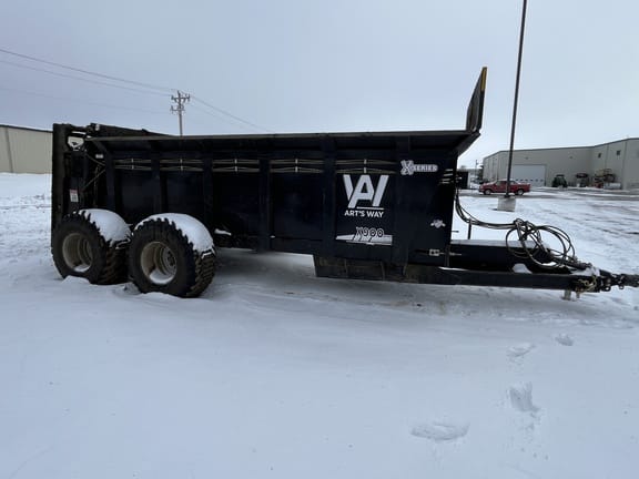 2023 Art's Way X900 Equipment Image0