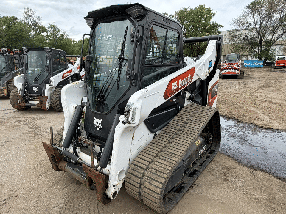 2023 Bobcat T76 Equipment Image0
