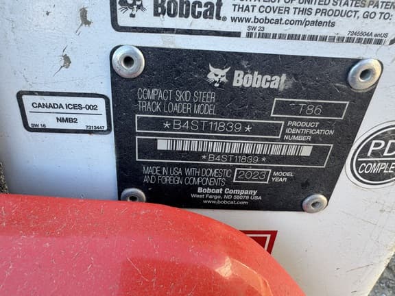 Image of Bobcat T86 equipment image 3