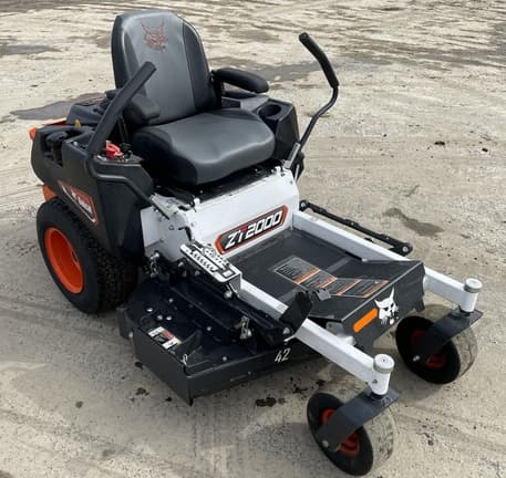 Image of Bobcat ZT2000 equipment image 2