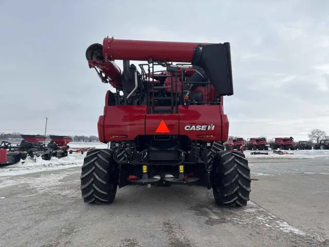 Image of Case IH 8250 equipment image 3
