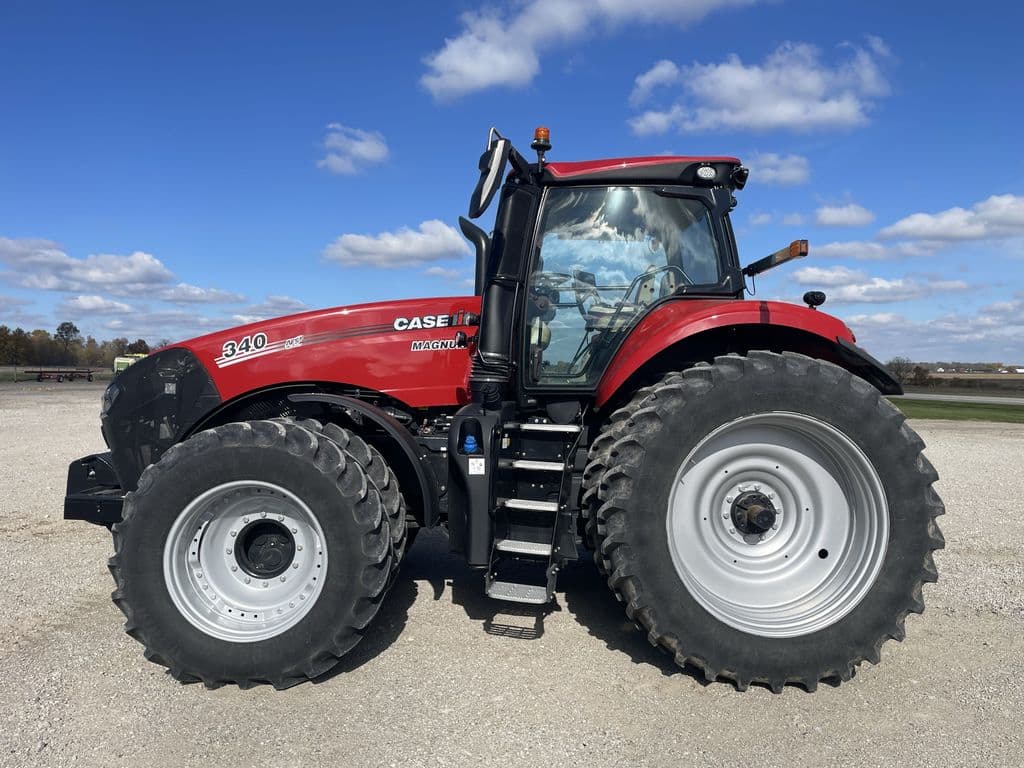 Image of Case IH Magnum 340 Primary image
