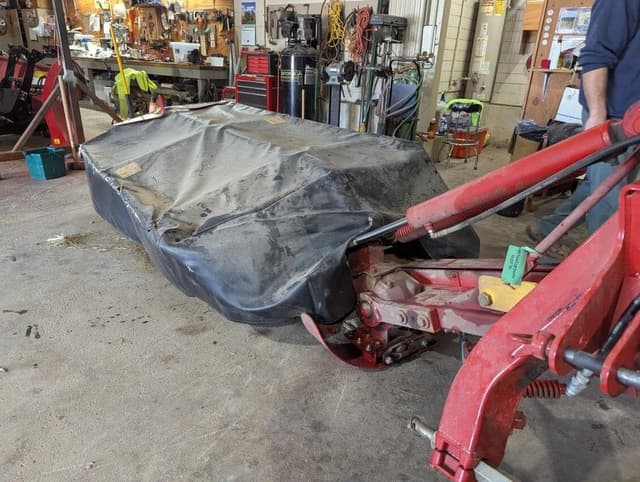 Image of Case IH MD83 equipment image 1